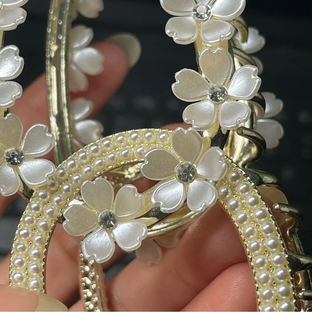 Brand new high-quality flower hair clip